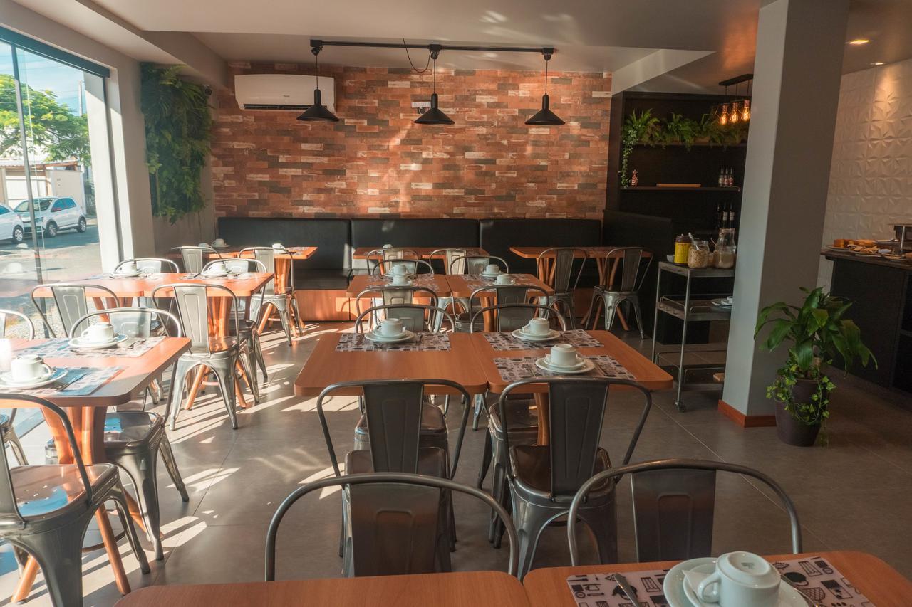 Hotel Blumenhof Balneario Camboriu Bagian luar foto